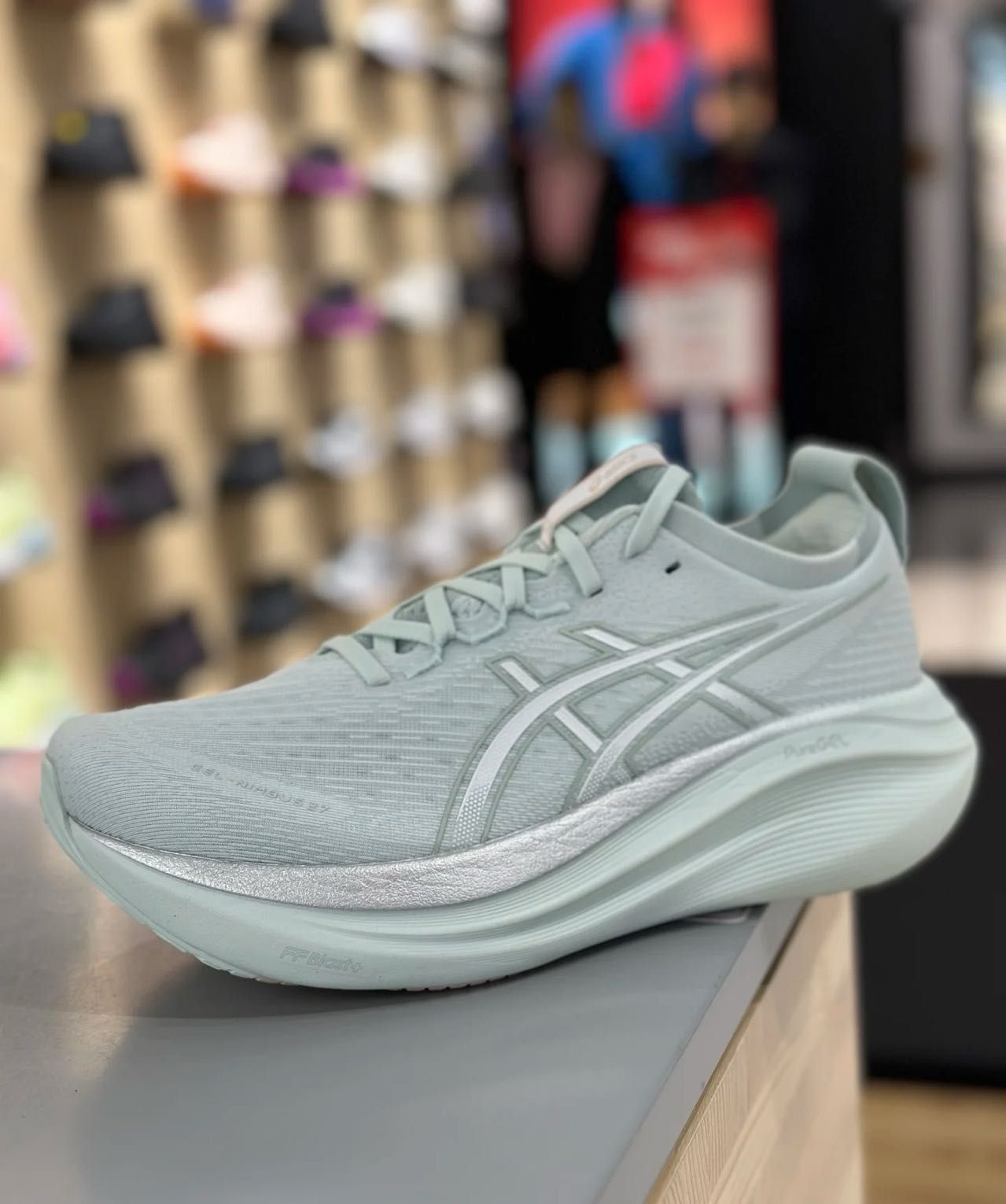 ASICS Gel-nimbus 27