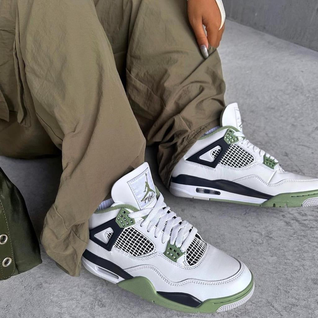 Air jordan 4 WMNS “Seafoam”