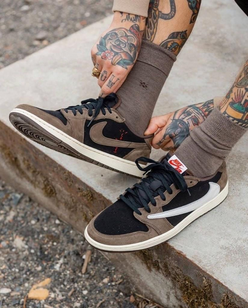 travis scott x air jordan 1 low