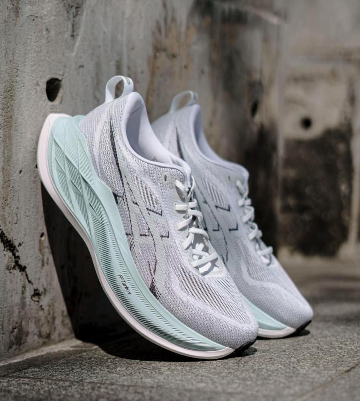 ASICS Superblast 2 White Cool Grey