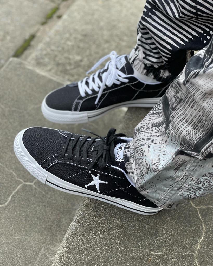 Stüssy x Converse Chuck 70