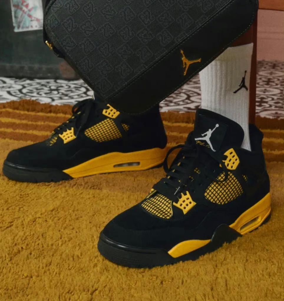 Air jordan 4 Thunder