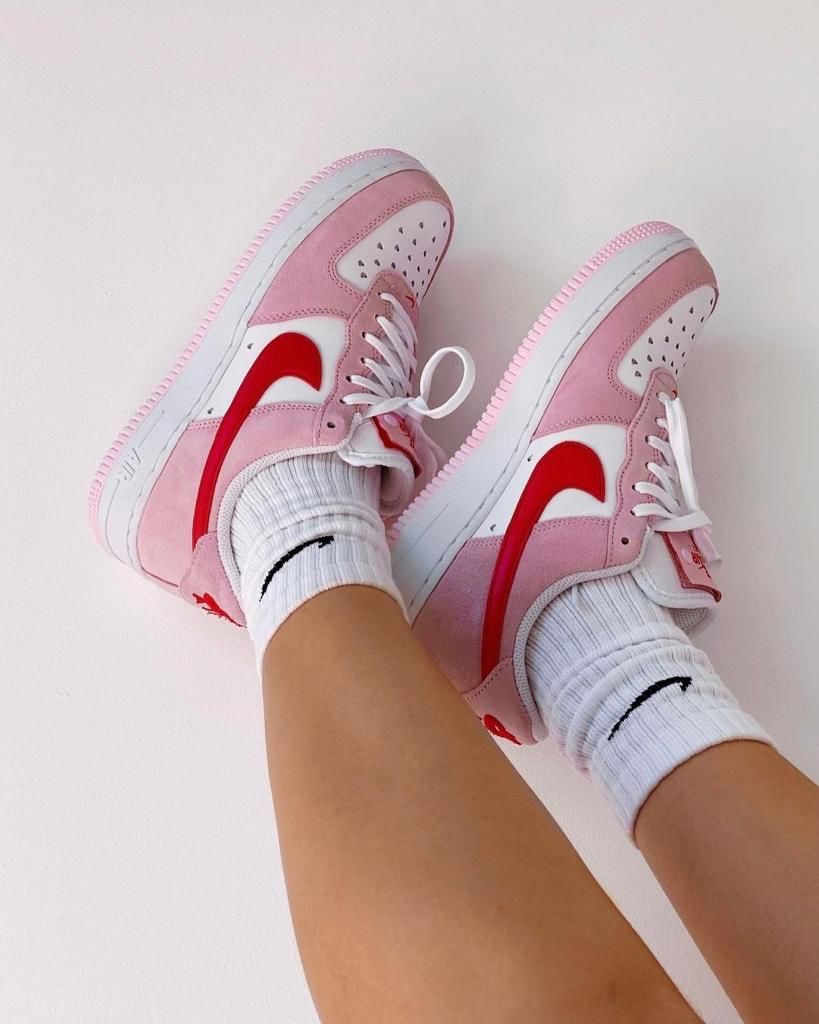 nike air force 1 07 valentine's day
