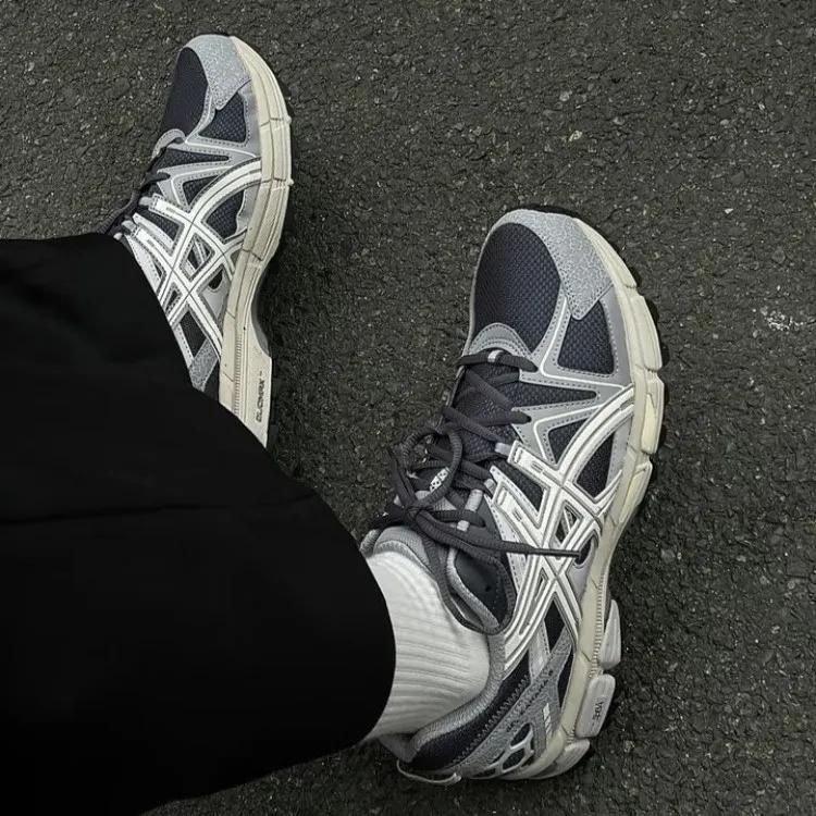 ASICS Gel-Kahana 8 'Retro Grey'