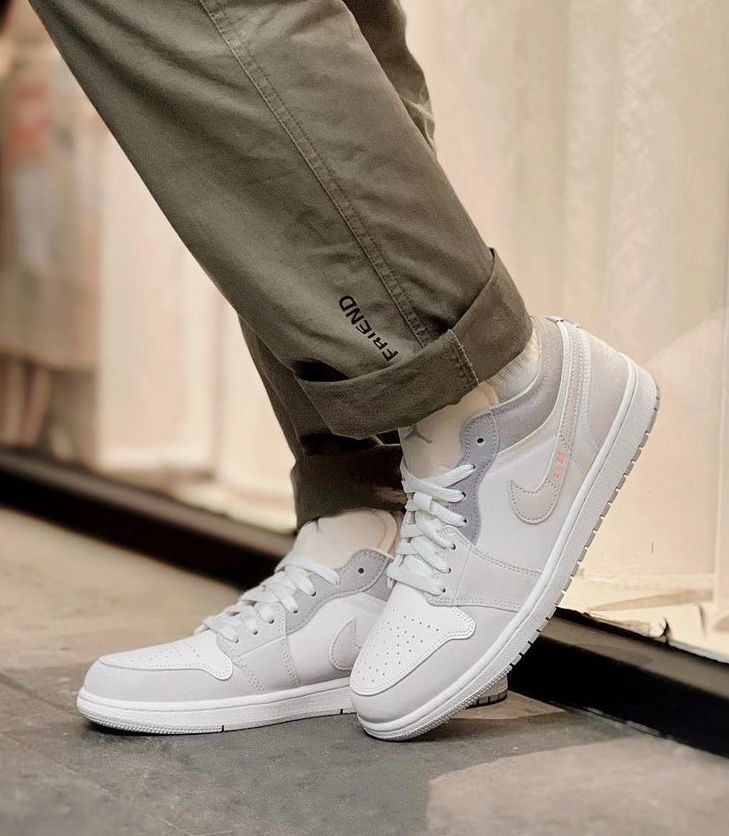 Air jordan 1 Low Inside Out cream