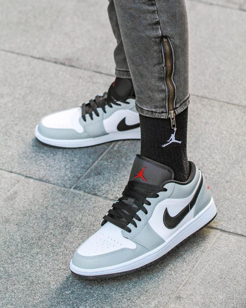 Air jordan 1 low Light smoke Grey