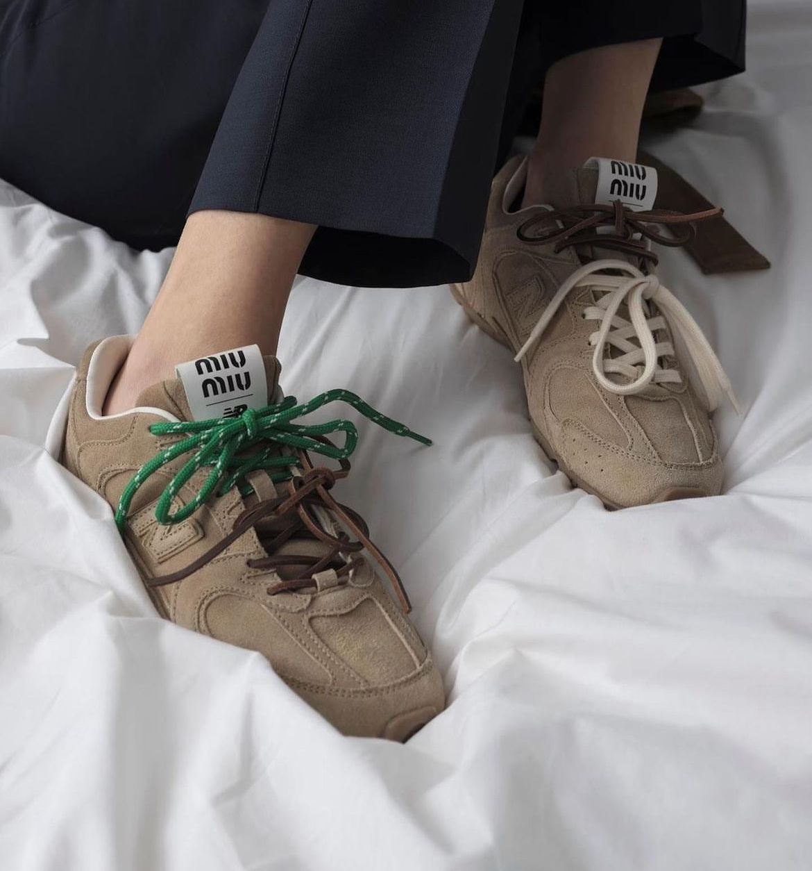 New balance & miumiu 2024 Model catwalk style