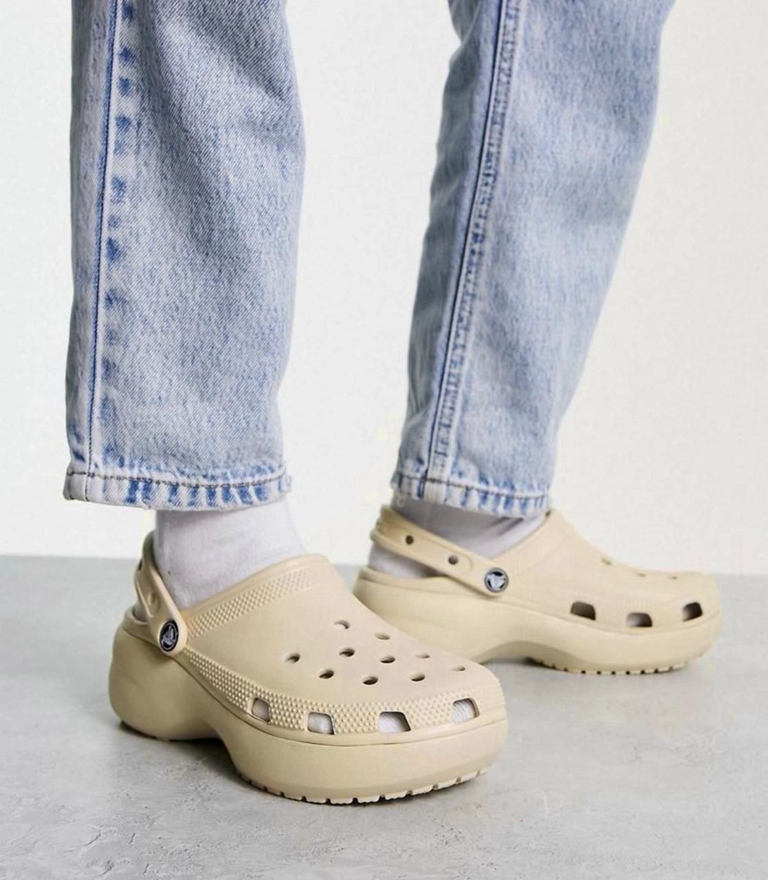 Crocs Classic Platform Clog Bone