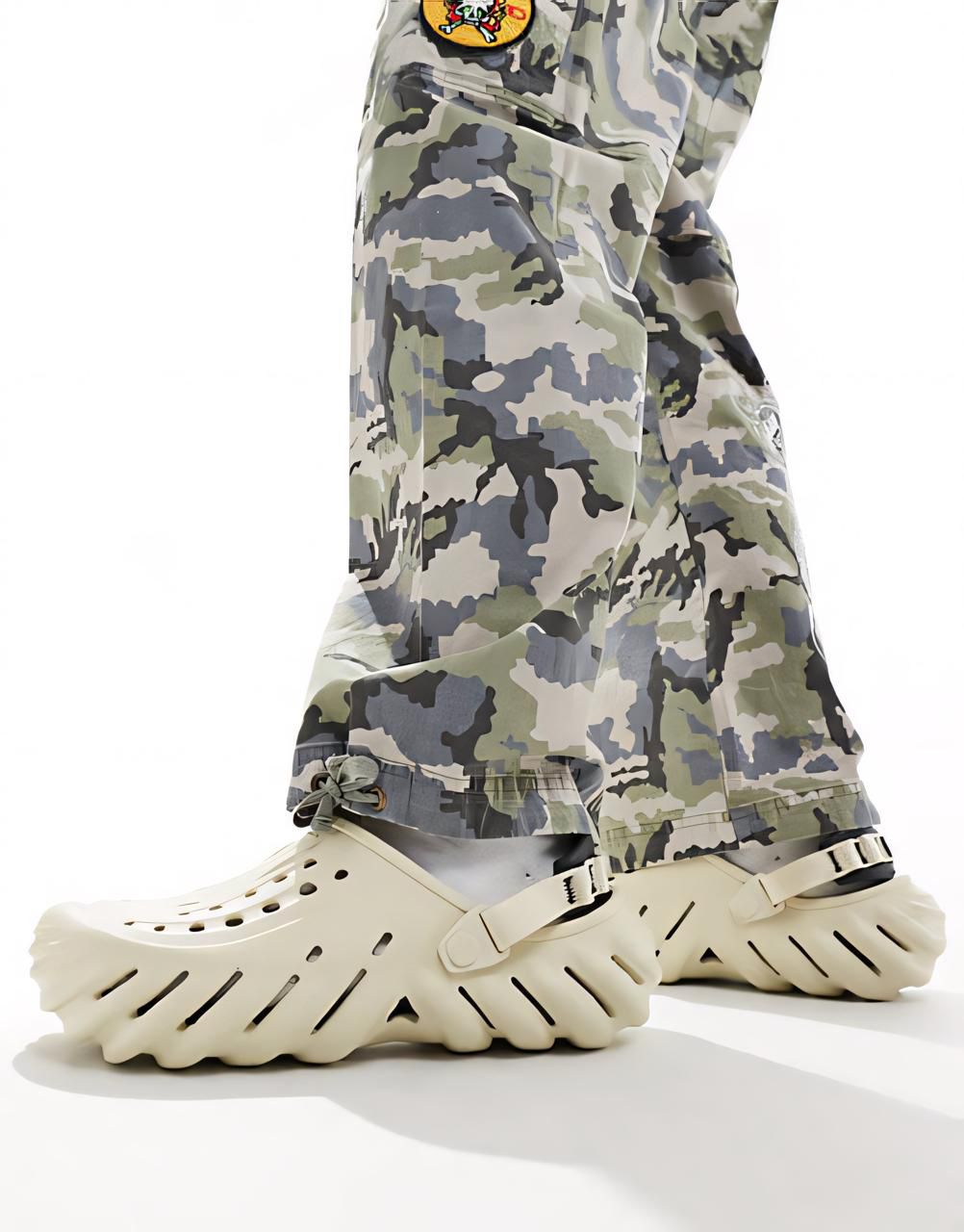 crocs Echo Clog bone