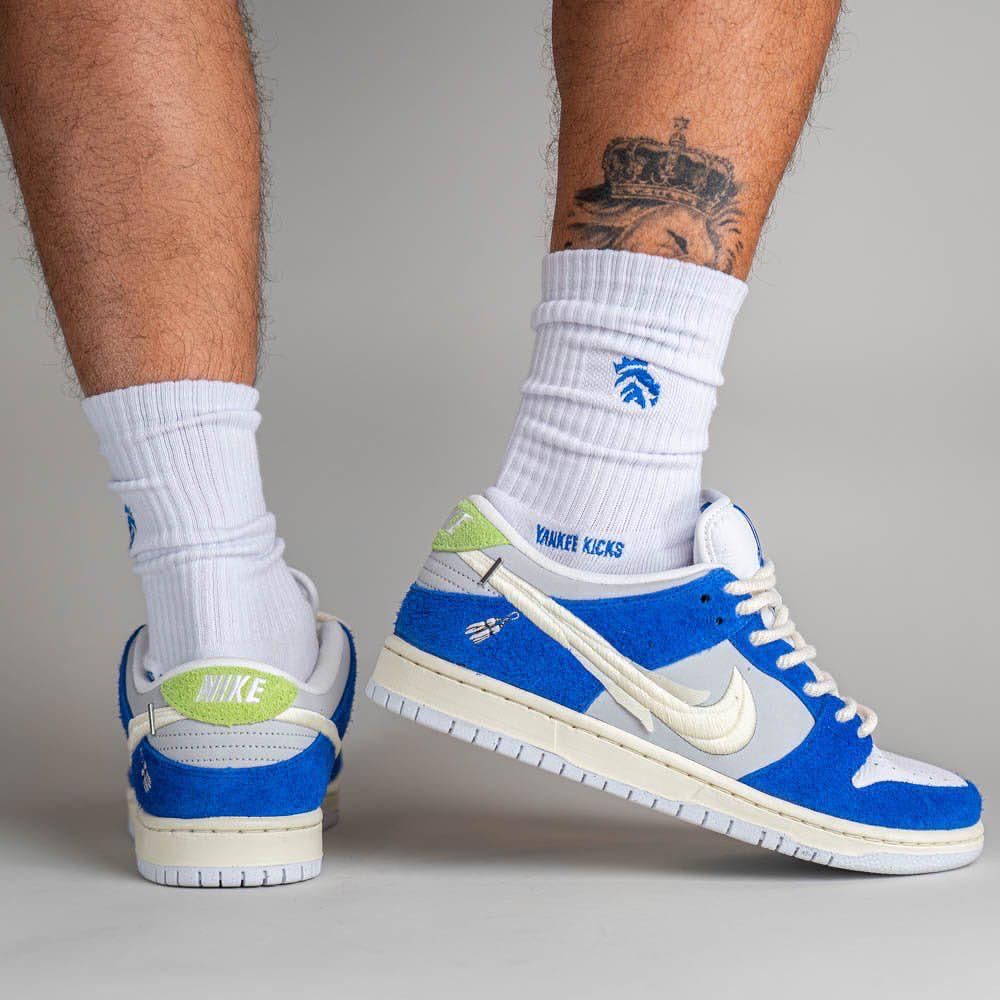 Fly Streetwear x Nike Dunk SB Low