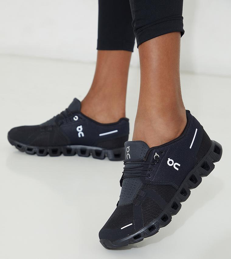 On Running Cloud 5 All Black