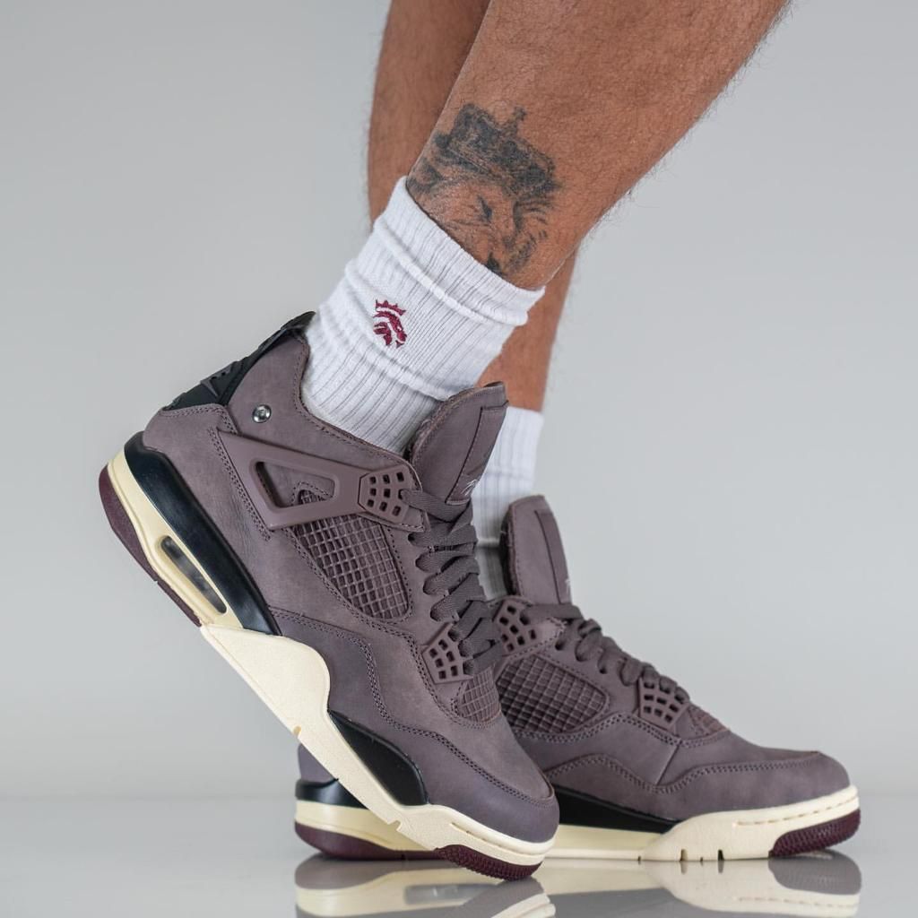 A Ma Maniere x Air Jordan 4 “violet Ore”
