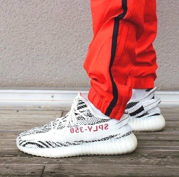 Yeezy 350 zebra