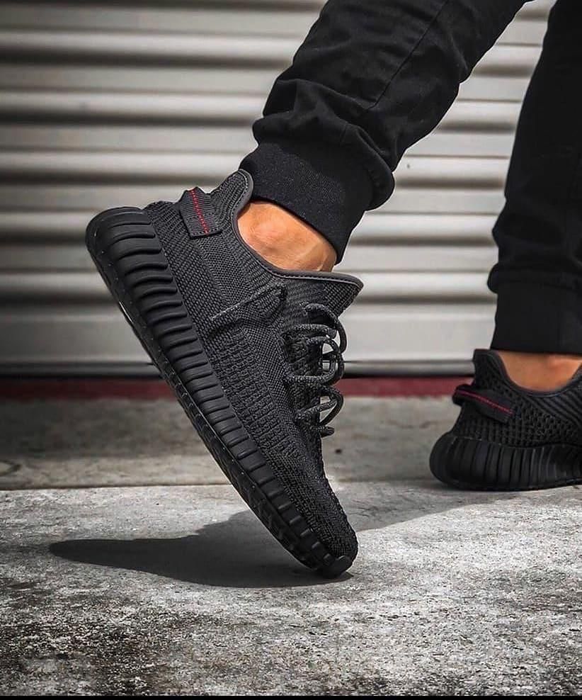 Yeezy 350 static black