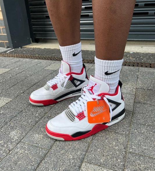 Air Jordan 4 “white and Red”