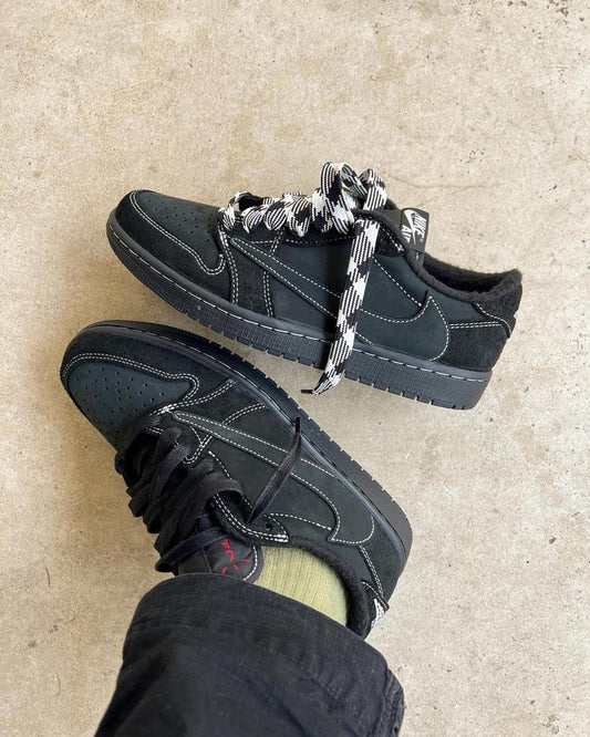 Travis Scott x Air Jordan 1 Low OG「Black Phantom」