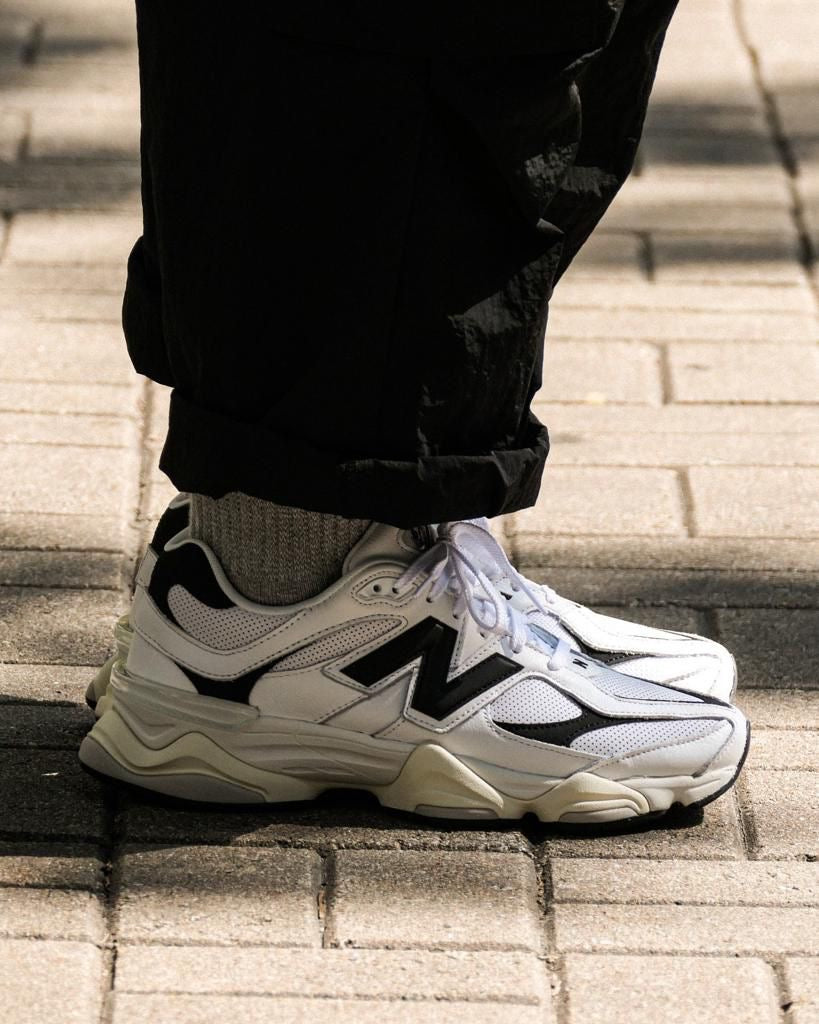 。New Balance 9060 White Black