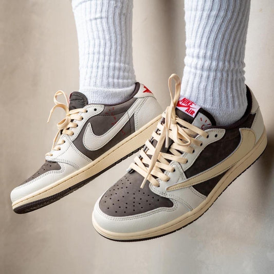 Travis Scott x Air Jordan 1 Low Reverse Mocha