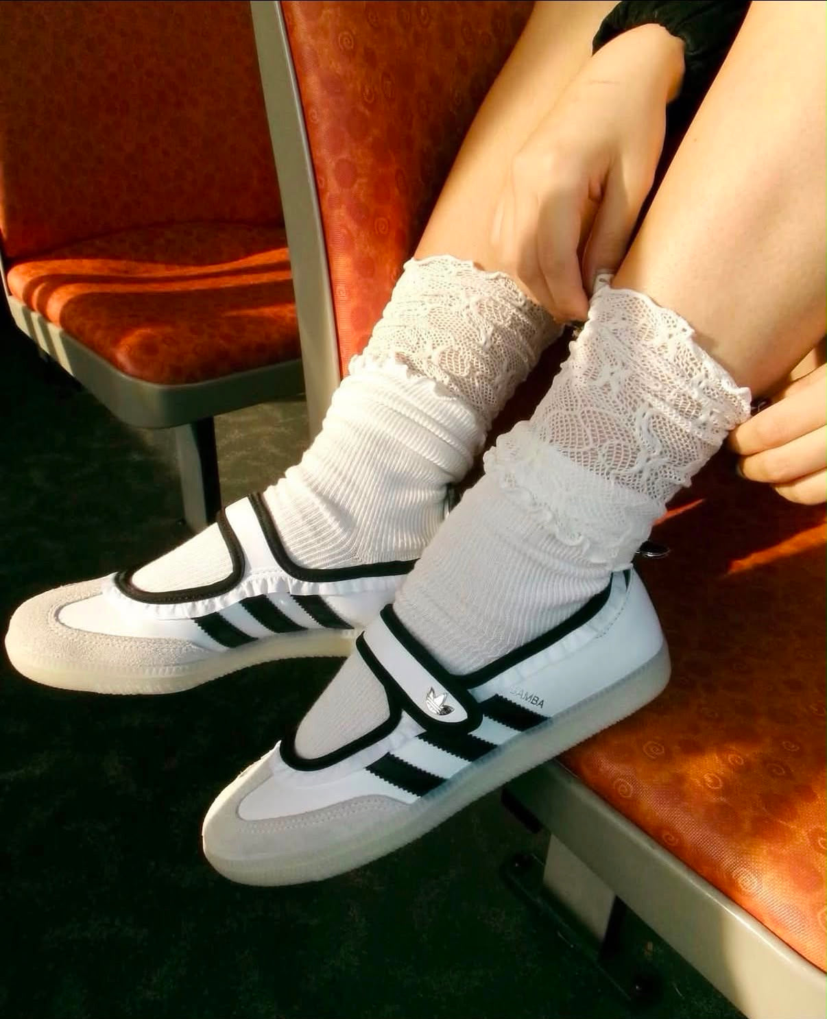 adidas Samba Jane - White Black