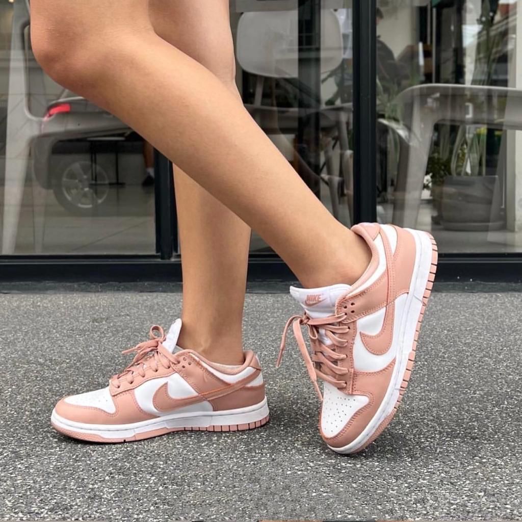 Nike Dunk Low Rose Whisper